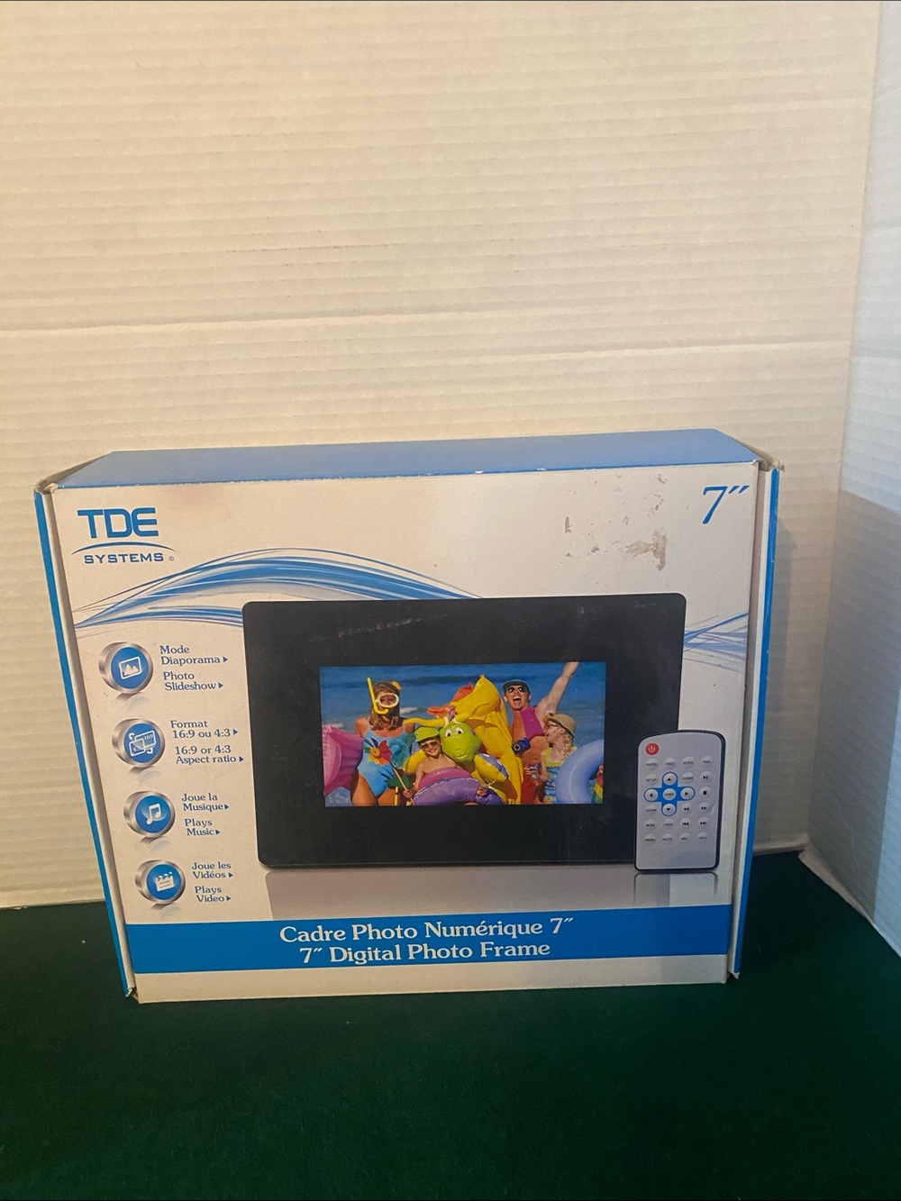 TDE Systems 7” Digital Photo Frame ( B2 )